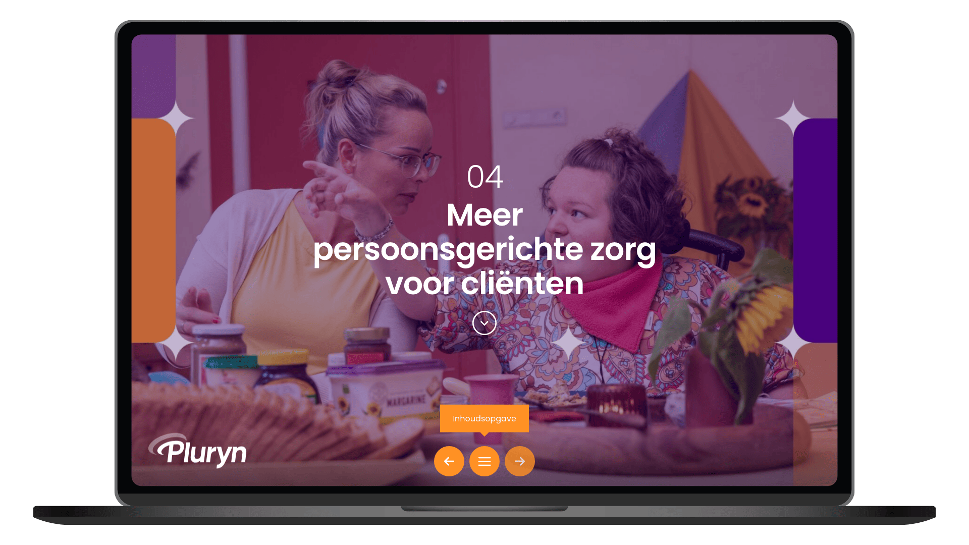 Online jaarbeeld 2025 van Pluryn op een laptop, pagina Meer persoonsgerichte zorg
