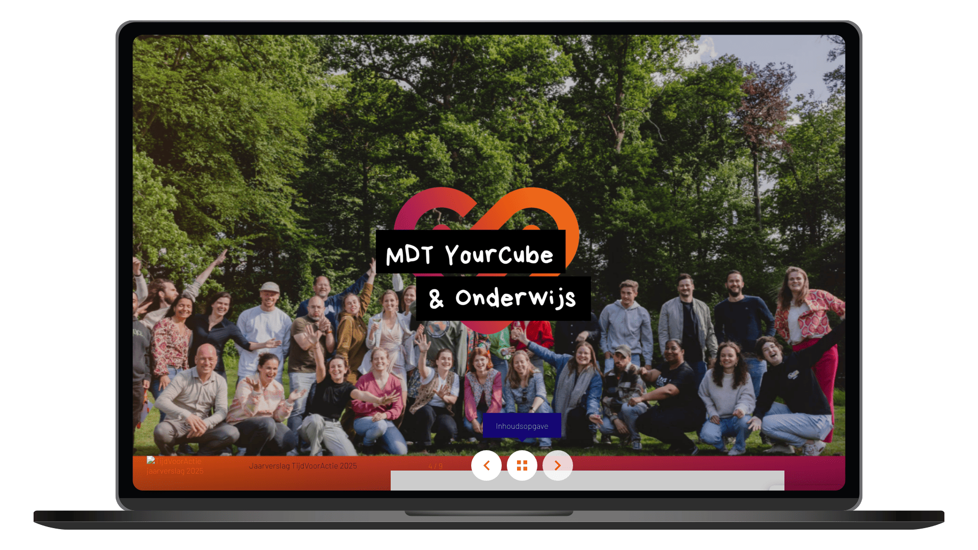Online jaarverslag 2025 van TijdVoorActie op een laptop, pagina MDT YourCube en onderwijs